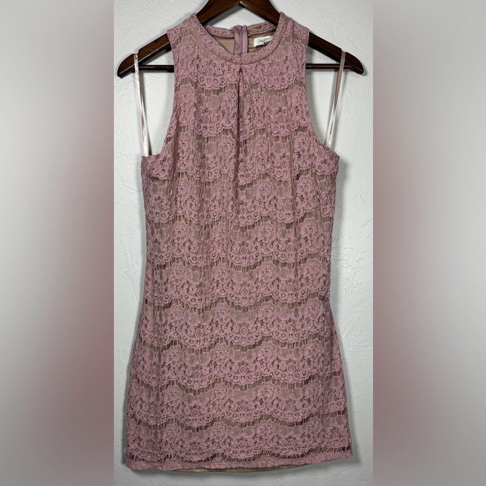 Love‎ Fire Mock Neck Blush Lace Nude Lined Mini Dress Size Medium